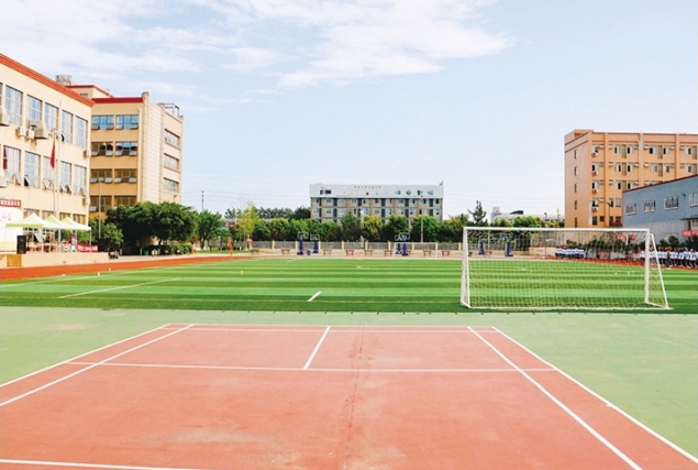 四川科華高級技工學校學校運動場